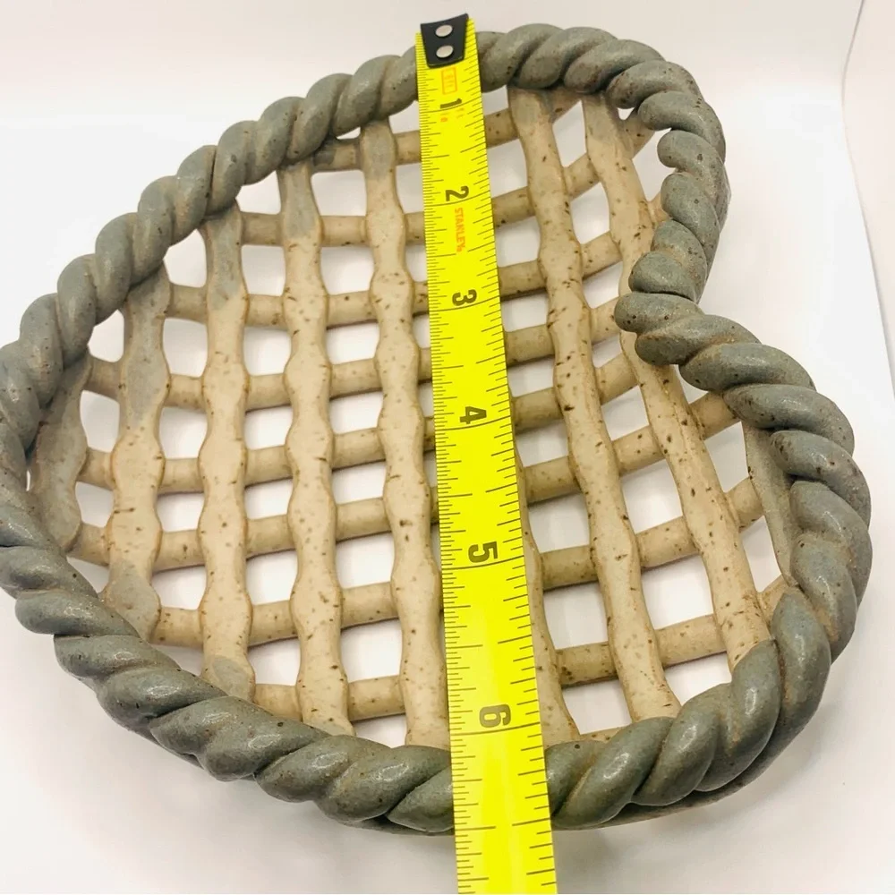 Rustic Handmade Pottery Ceramic Heart Dish Bowl – Lattice Design